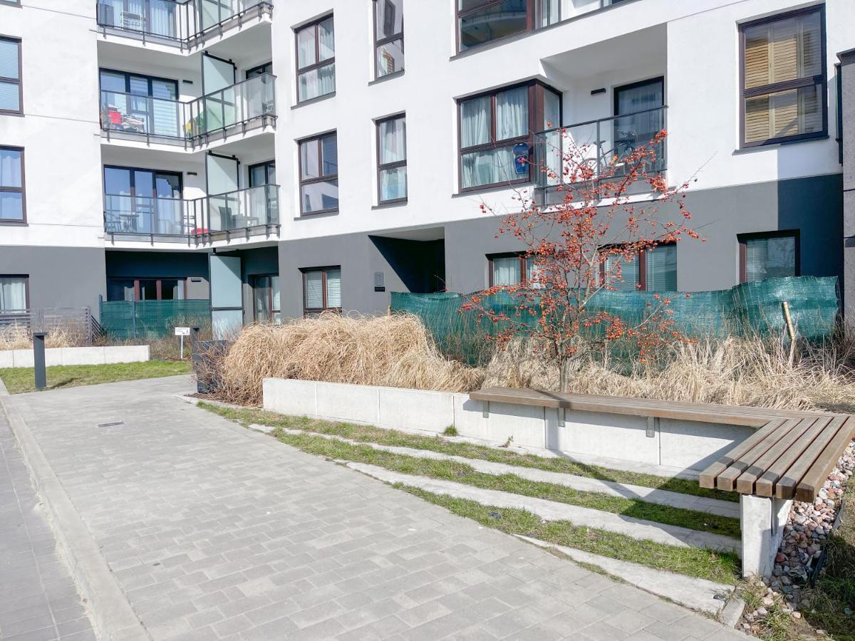 Metro, Apartament 3 Pokoje Z Ogrodkiem 80m2 Apartment *