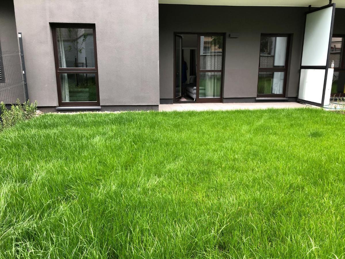 Apartment Metro, Apartament 3 Pokoje Z Ogrodkiem 80m2 Warschau